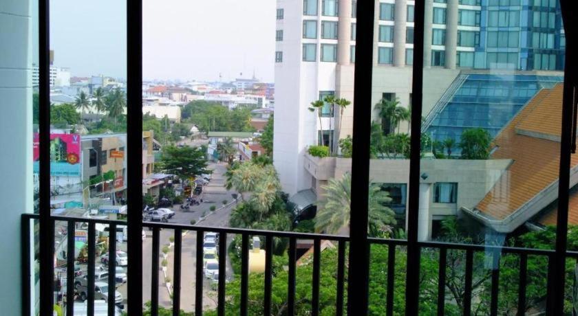 Chada Veranda Hotel Khon Kaen Buitenkant foto